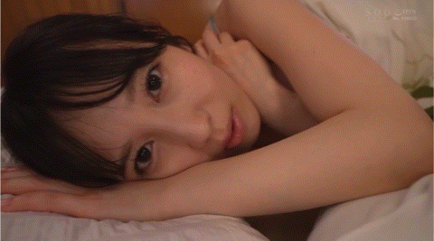 小湊よつ葉(小凑四叶)作品 STARS-954 发布！和 AV 女优交往一年后⋯她在床上是这个样子！