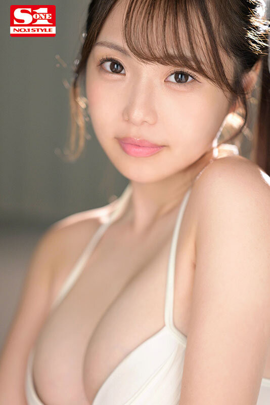 新一代社群女王加童颜巨乳「早坂ひめ(早坂姬)」！