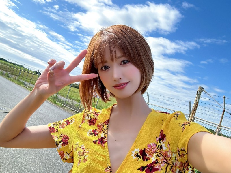 木岛爱理 (Airi Kijima) 明年 8 月从 AV 毕业！