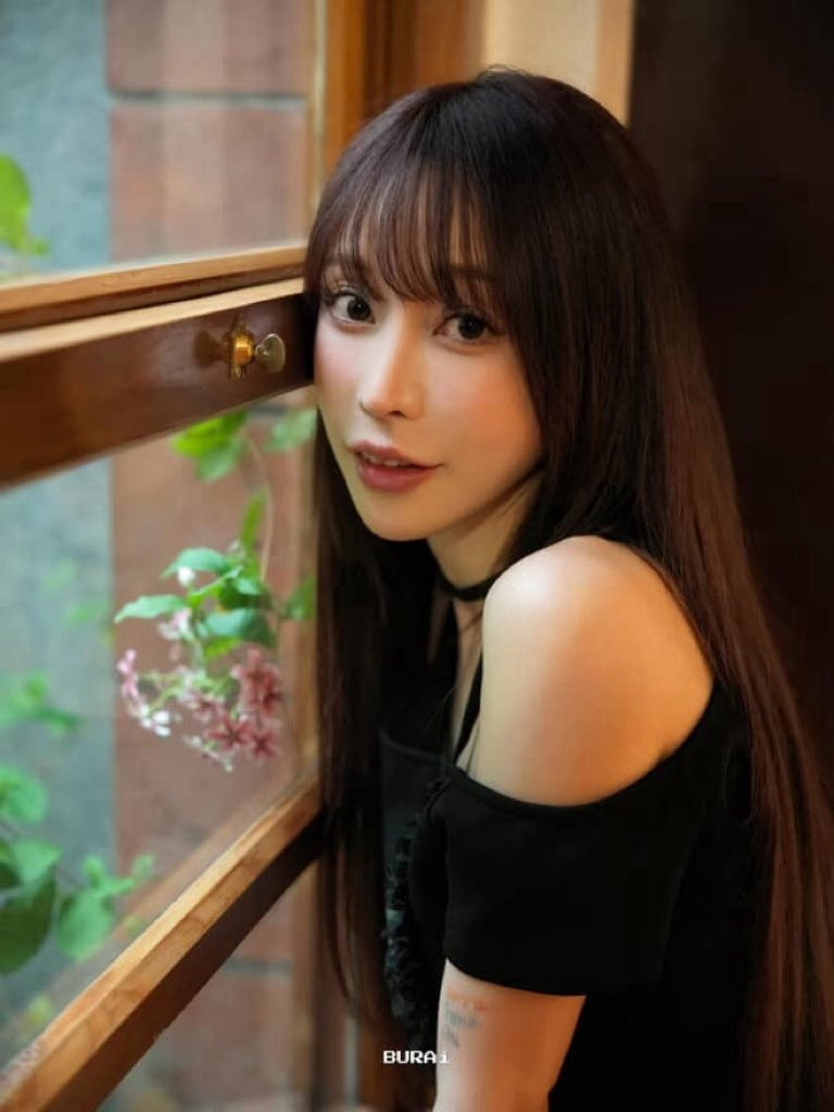 七瀬アリス(七瀨爱丽丝):我辞职了,现在无业。