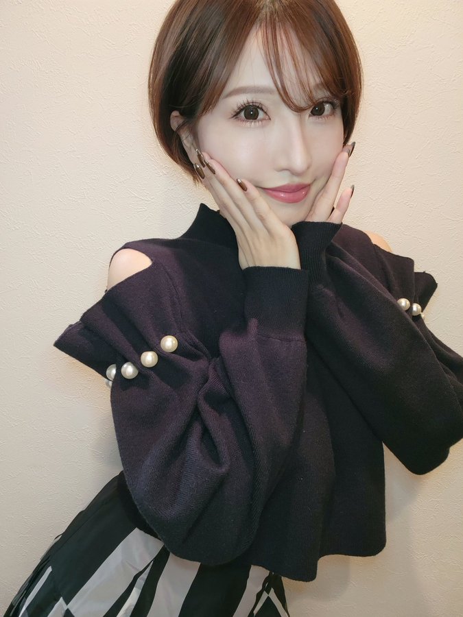 梦实香苗(夢実かなえ)出道作品番号及封面,梦实香苗个人简介