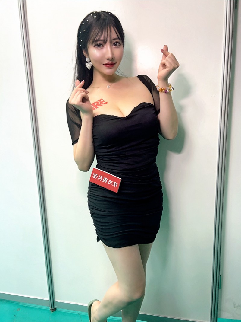 已经满足了没有遗憾!在TRE扬名的大奶不玩了!