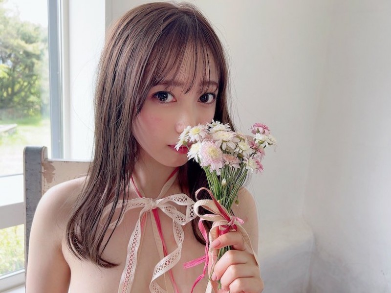 小湊よつ葉(小凑四叶)出道作品STARS-685发布!重量级偶像下海「夺排行榜第一」,「满满的害羞感」老司机超爱!