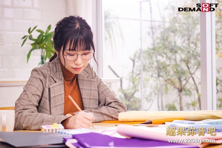 [KIRE-029]SOD又有年轻人加入 26岁美波梢（美波こづえ）让人眼前一亮