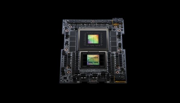 英伟达计划明年2月重新向中国出货H200 但尚未获许可 英伟达计划明年2月重新向中国出货H200 但尚未获许可