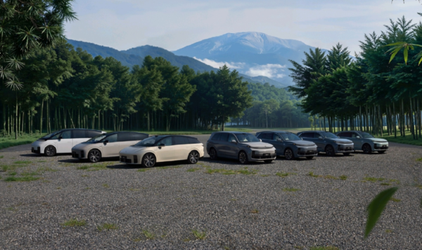 汽车圈&ldquo;商战&rdquo;转向&ldquo;商赞&rdquo;？雷军关注理想产品线负责人