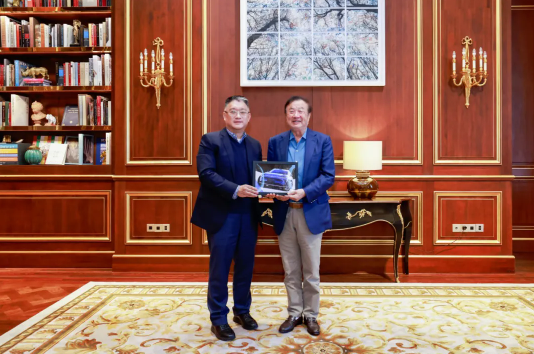 上汽集团总裁贾健旭拜访华为任正非 共商合作深化 上汽集团总裁贾健旭拜访华为任正非 共商合作深化