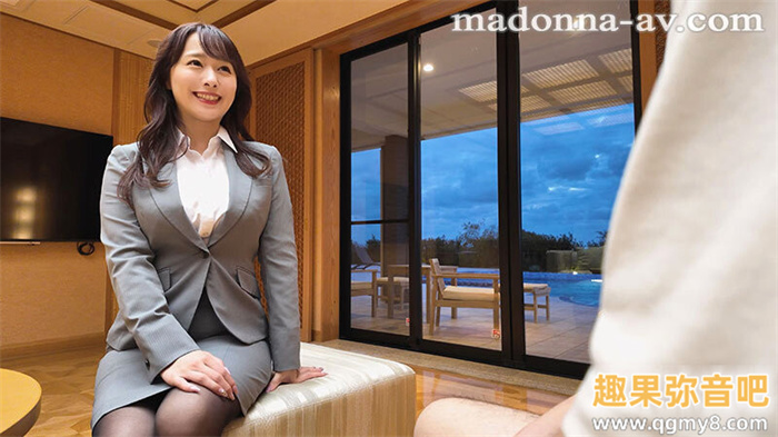 [JUQ-745]白石茉莉奈10周年！ 片商送她去冲绳猎人头！