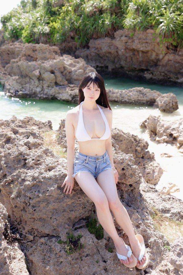 奥井千晴出道作品番号及封面，奥井千晴个人简介