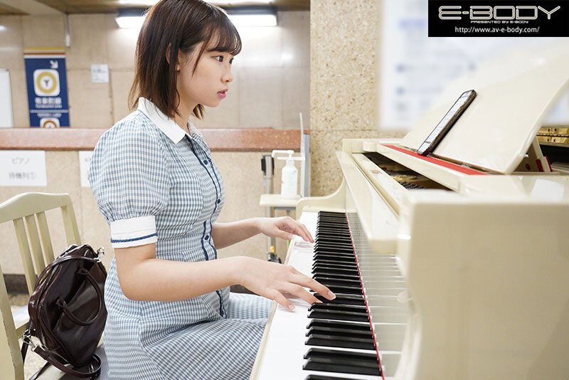 葉澄かえで(叶澄枫)出道作品EBWH-026发布!170公分F罩杯!童颜美乳美巨尻!表面清纯内心淫荡的她靠拍AV做自己!