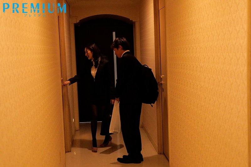 pred-293,Julia最新作品发布!