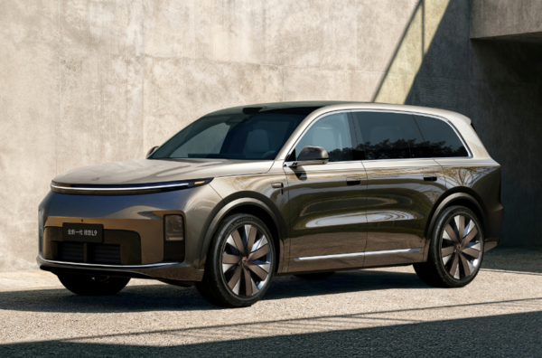 理想L9 Livis 理想L9 Livis与智界V9将于5月15日同日上市 均为SUV