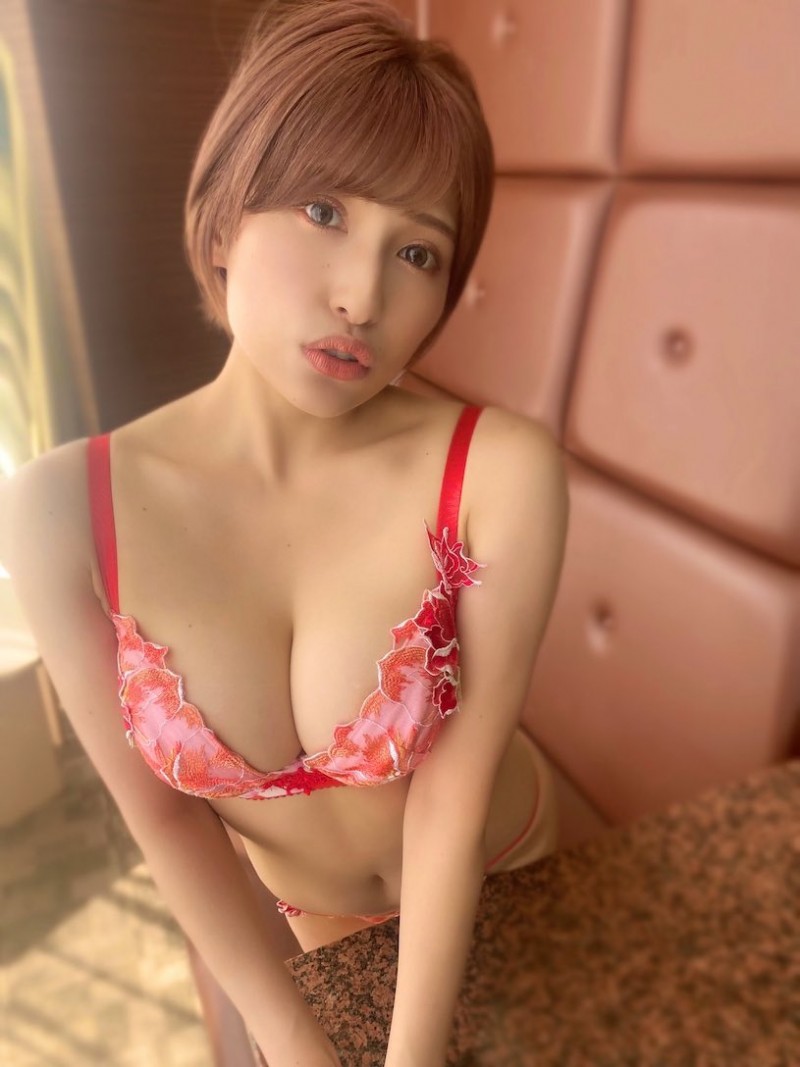 最新推荐！乳控超爱巨乳女优《若宫叶月》精选作品介绍……