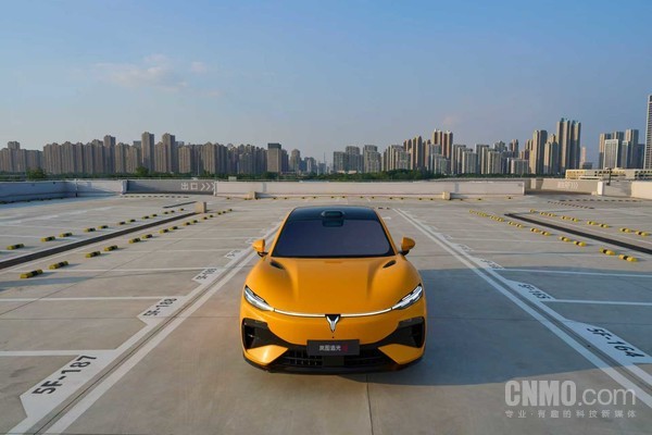岚图卢放回应追光S被称&ldquo;法拉岚&rdquo;：不必借国外品牌的光