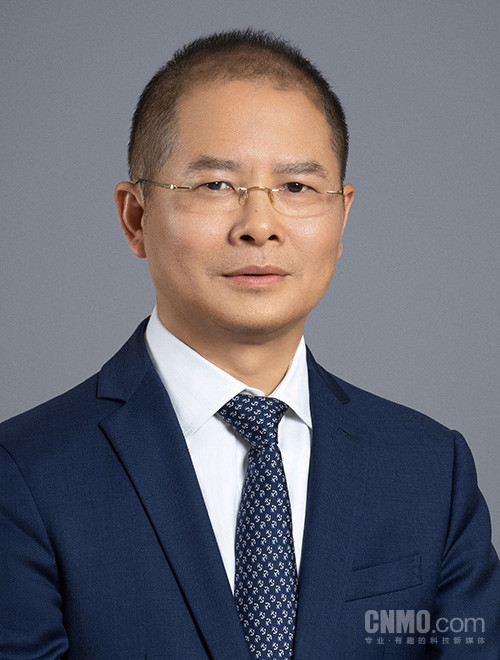 后摩尔时代的突围：华为Atlas 950超节点重构国产AI算力体系