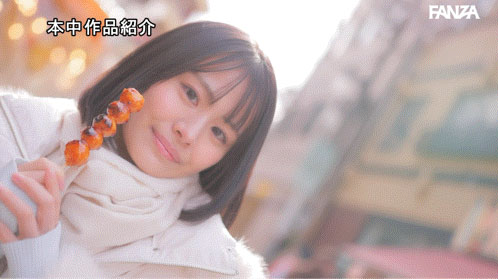 HMN-895 现役美食网红女大生出道了，45公分极纤细腰太有看点！