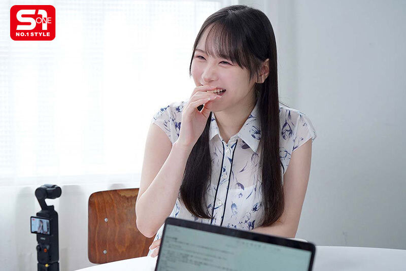 (SNOS-387) AV女优大战AI!23岁E罩杯白嫩巨乳美少女”村神”「村上悠华」新作由万片数据AI打造!