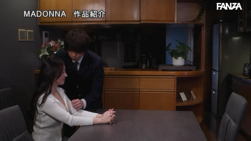 (JUR-889)和儿子的好友搞不伦！筱原いよ(筱原伊代)一出轨就是五年！